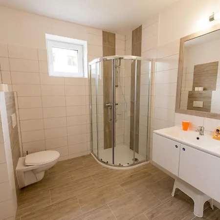 Apartamento 154 *